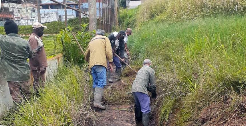 Com plantão neste sábado, Secretaria de Obras realiza 104 ações de melhoria urbana