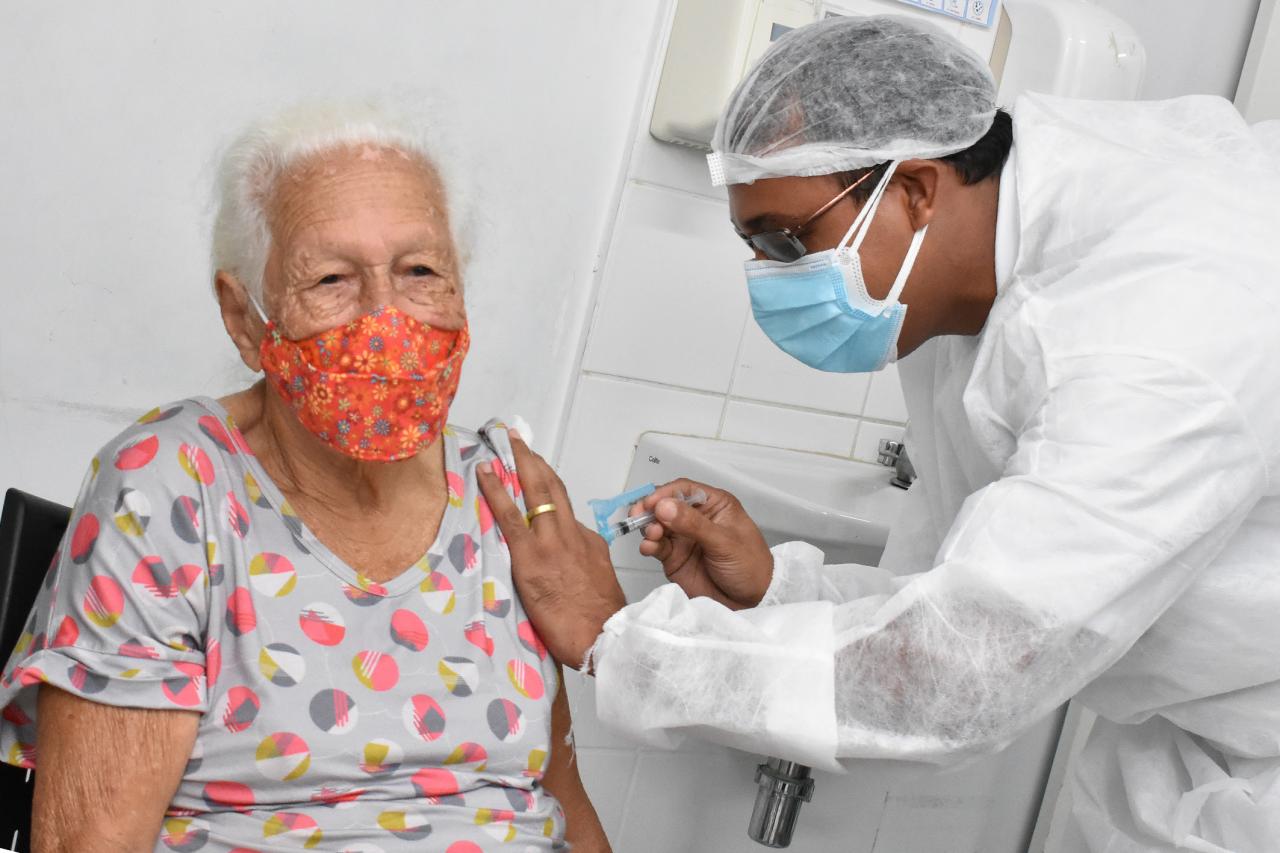 Dados epidemiológicos desta quinta-feira, 14