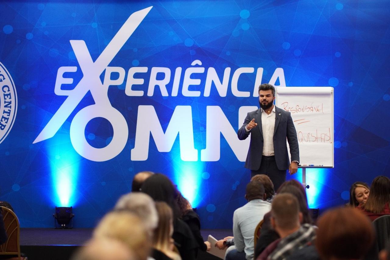 De presidiário a palestrante: Marcelo Bianchini ajuda público a construir “plano perfeito” para a vida