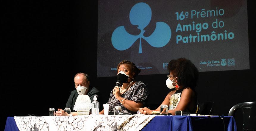 Emoção marca cerimônia de entrega do Prêmio Amigo do Patrimônio