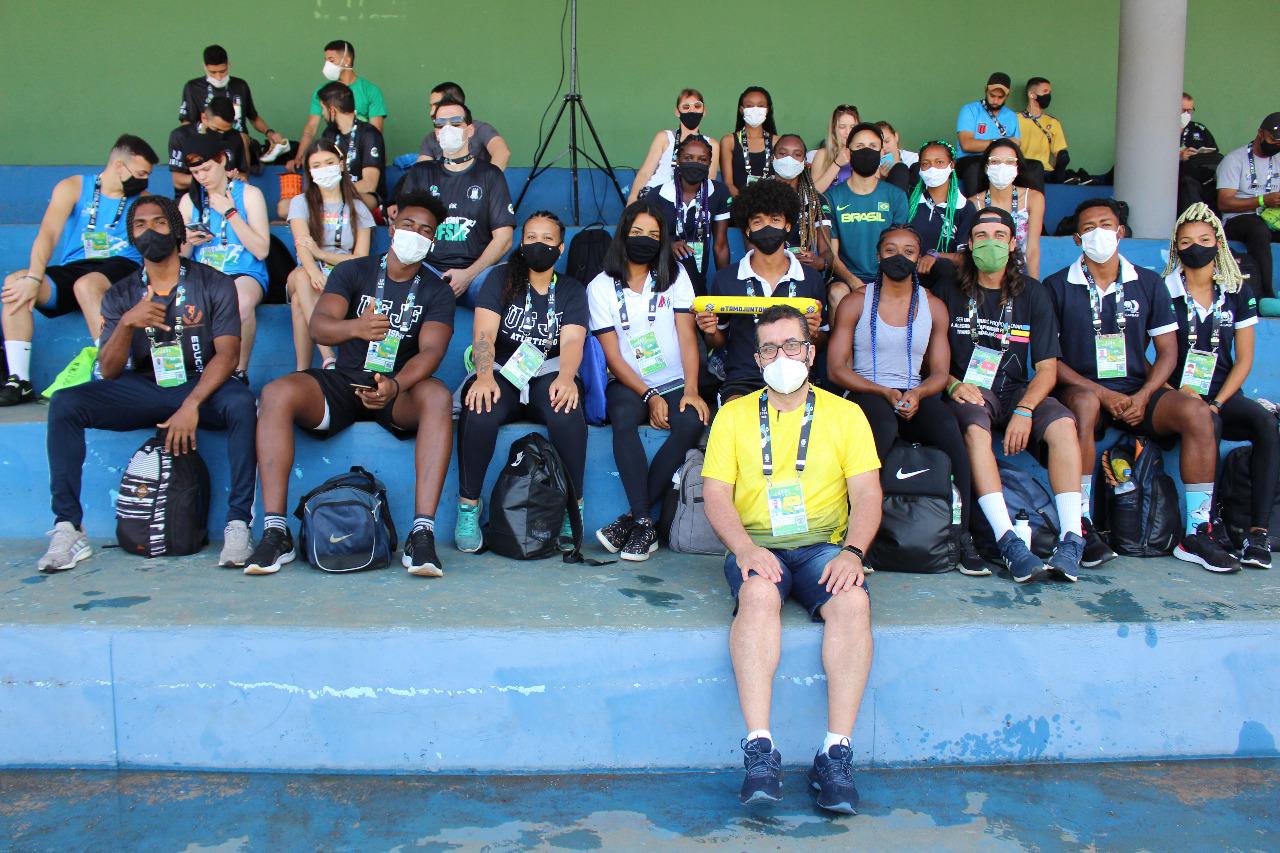 Estudantes da UFJF ganham medalhas em provas de atletismo durante Jogos Universitários
