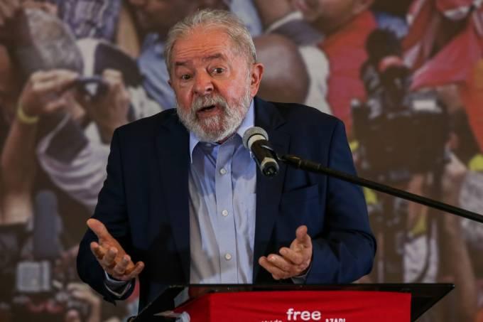 Lula volta a falar em ser ‘cabo eleitoral’ em 2022