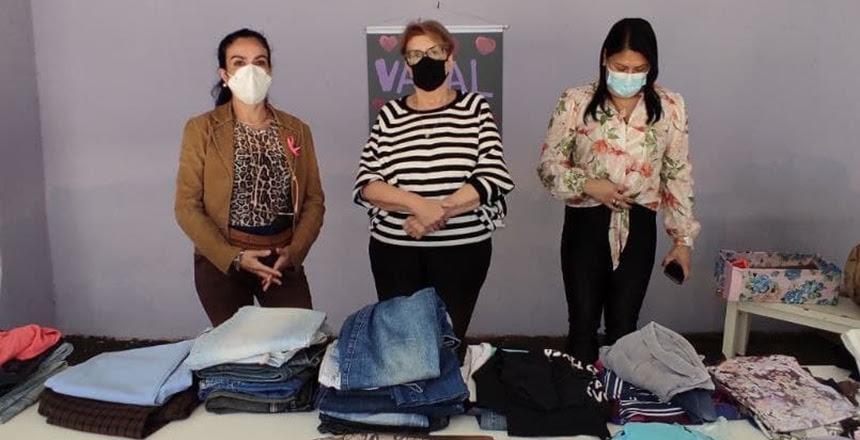 Prefeita visita “Varal Solidário” da Casa da Mulher