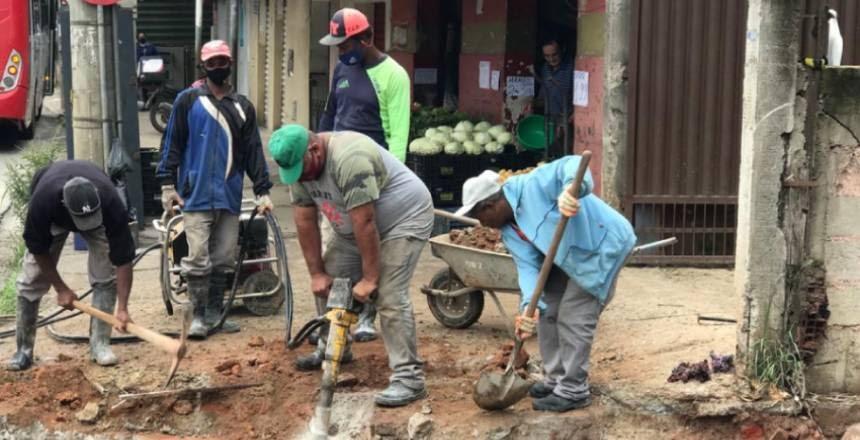 Secretaria de Obras realiza intervenções nas zonas urbana e rural nesta quinta, 21