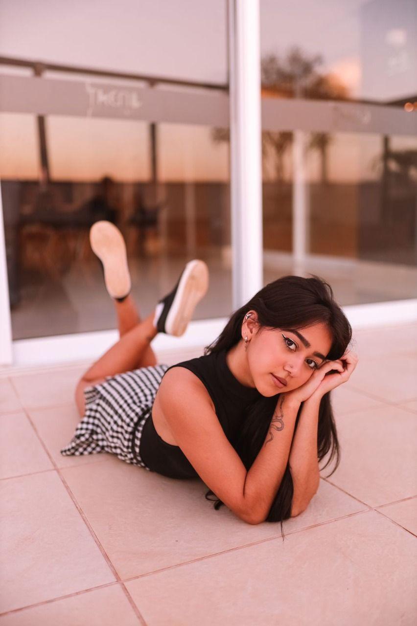 Influenciadora  muda user no Tik Tok e adota o nome @Beca