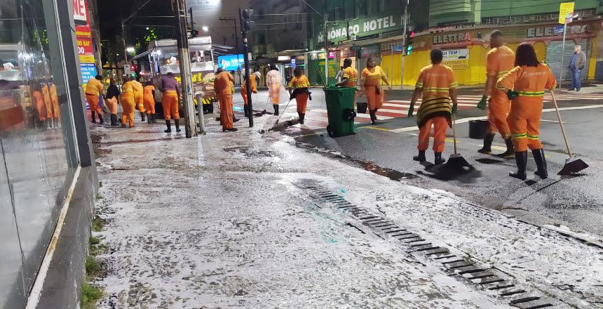 População aprova serviço de lavação na Avenida Getúlio Vargas