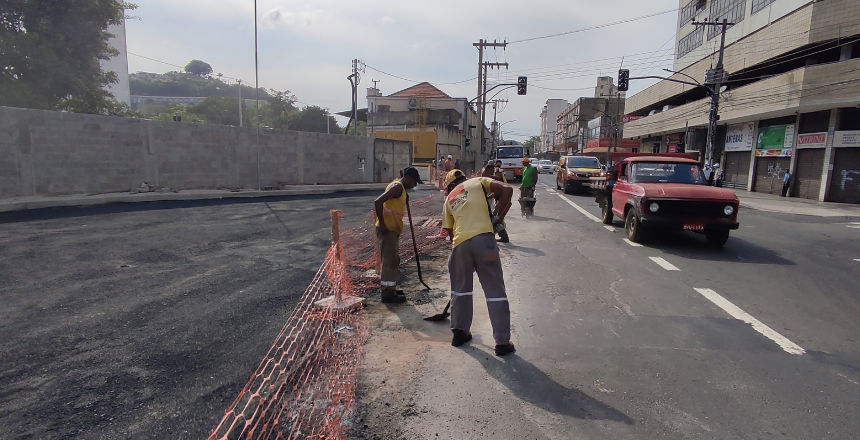 Programa Boniteza realiza operação tapa-buracos em diversos bairros