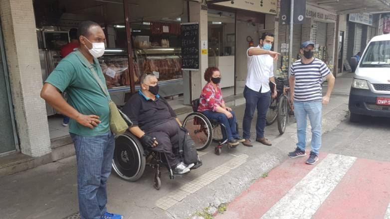 Secretarias da PJF avaliam acessibilidade nas ruas da região central