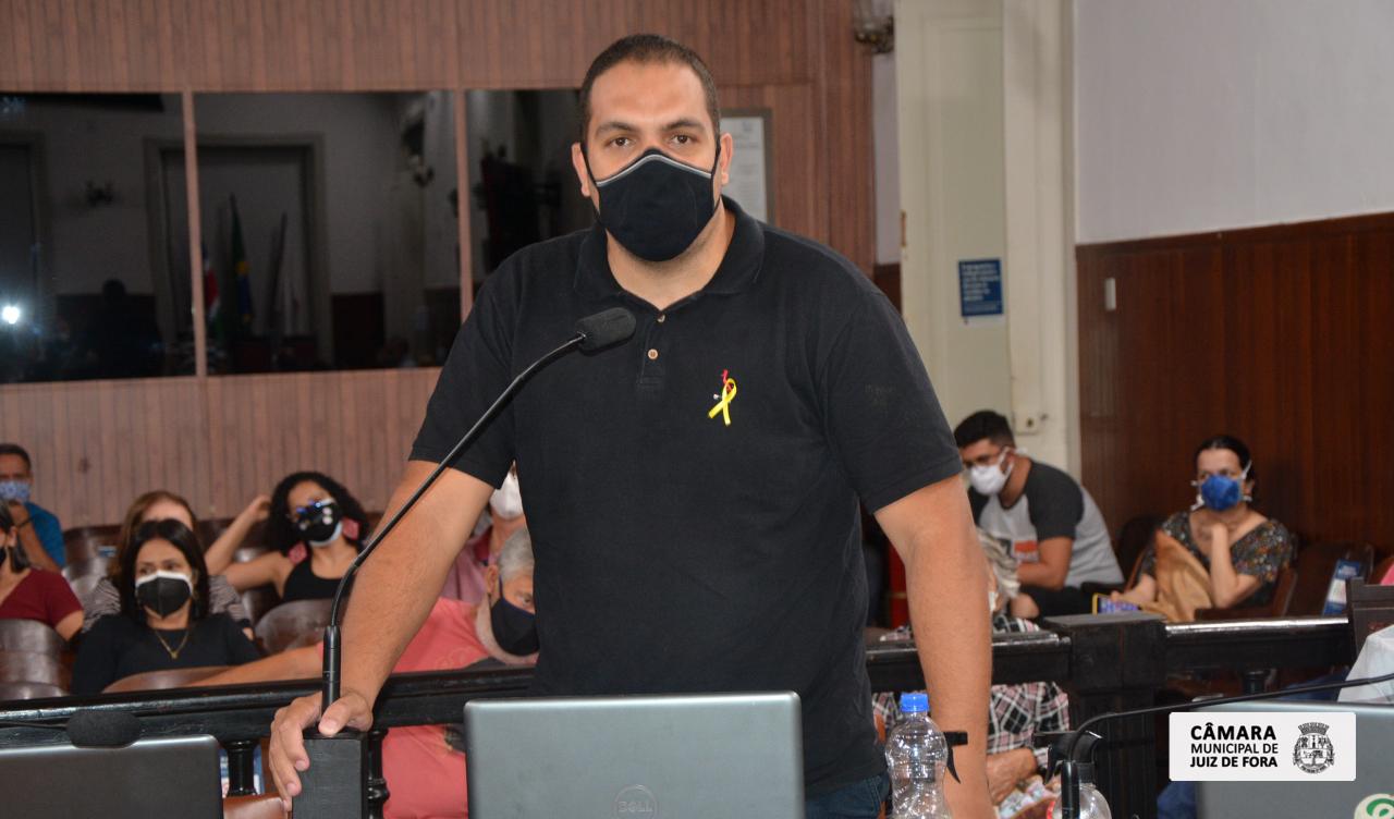 Vereadores aprovam PL do Programa Garizinho para combater estigma da profissão