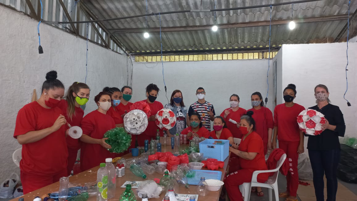 Árvore da Esperança decorada por artesãs acauteladas será inaugurada nesta quinta, 16