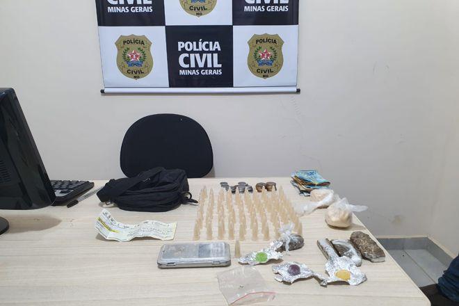 Casal é preso com cocaína e maconha em Visconde do Rio Branco