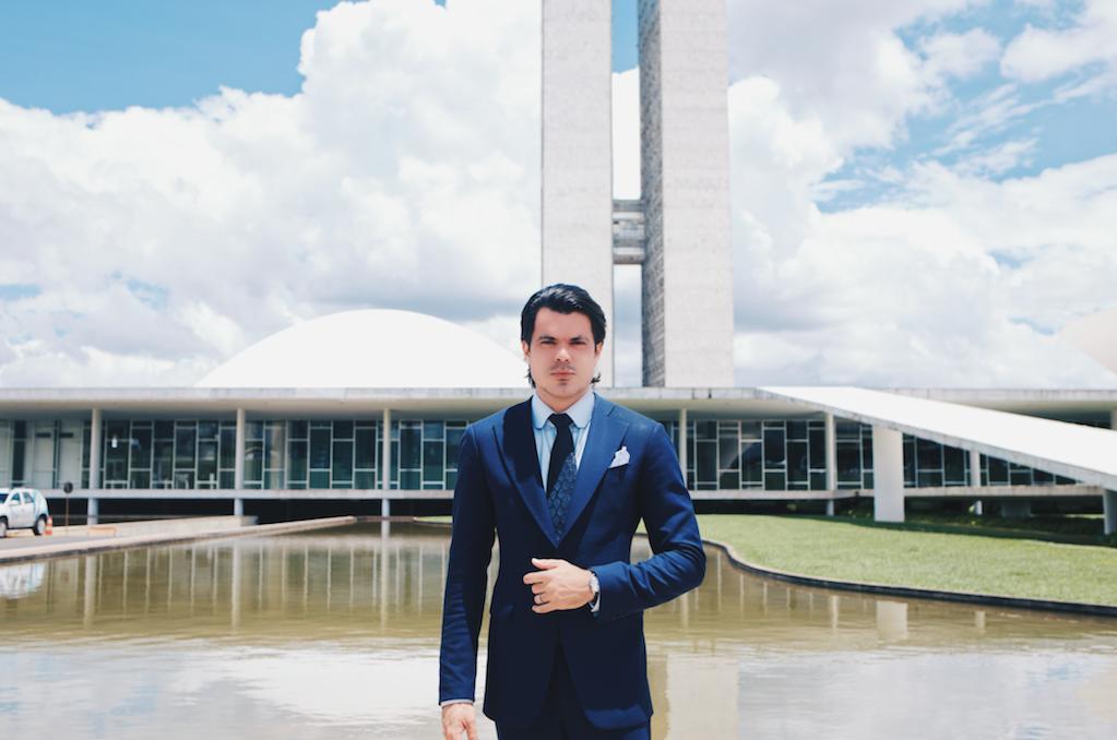 Em debate no Senado, Antônio Neto Ais, declara ser a favor da regulamentação de criptomoedas