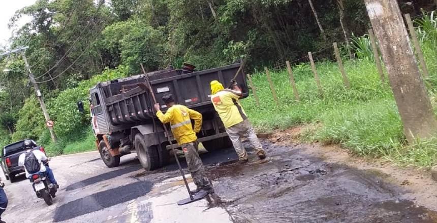 Empav realiza operação tapa-buracos no bairro Nova Califórnia
