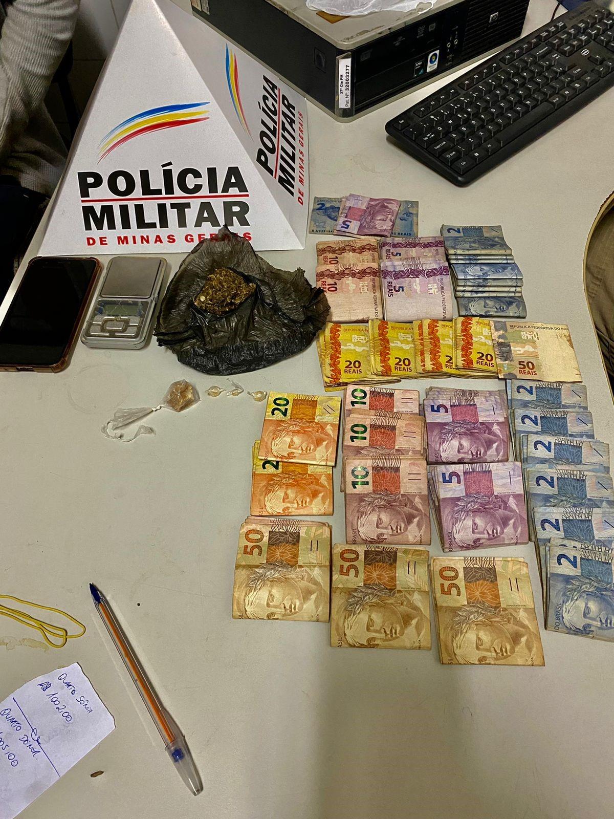 Homem, de 20 anos, é preso por tráfico de drogas em Leopoldina
