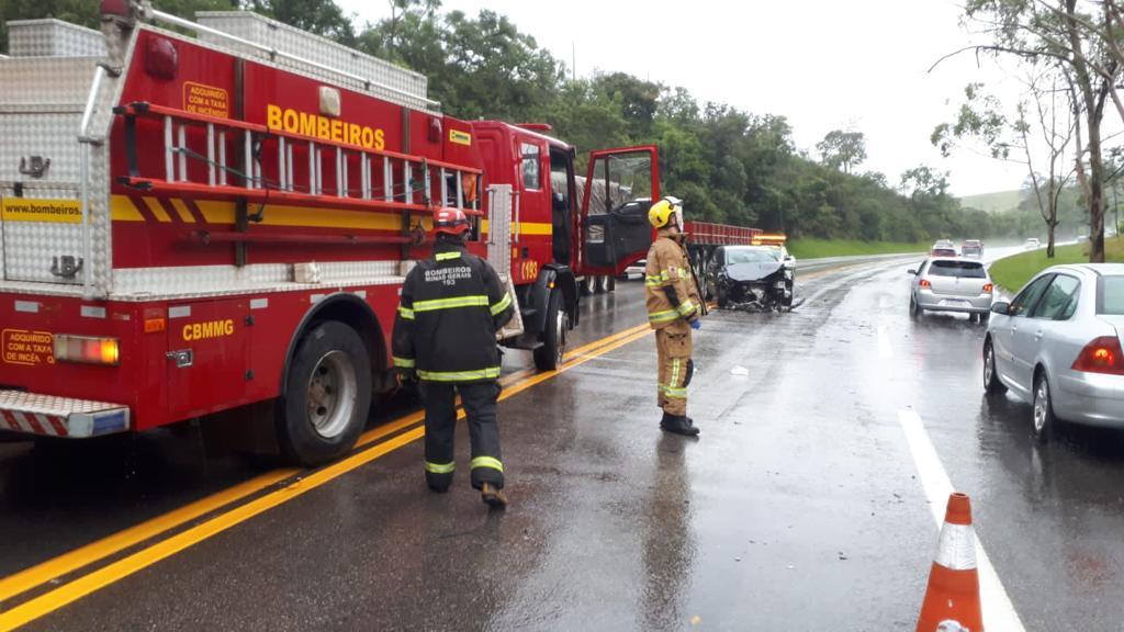 Acidente envolvendo duas vítimas fatais acontece na BR-040, próximo a Cristiano Otoni