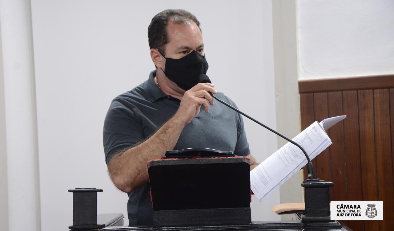 Agora é Lei - Dia Municipal do Automobilismo