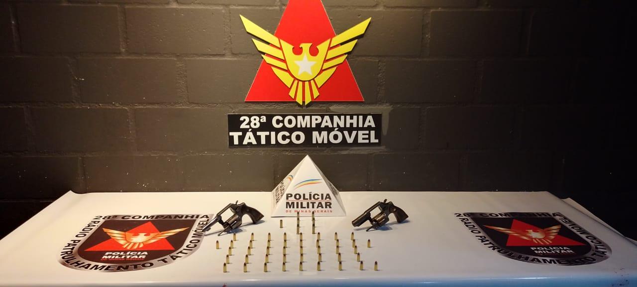 Armas da facção PCC são apreendidas durante a quinta etapa da Operação “Clareou”, no bairro Santo Antônio