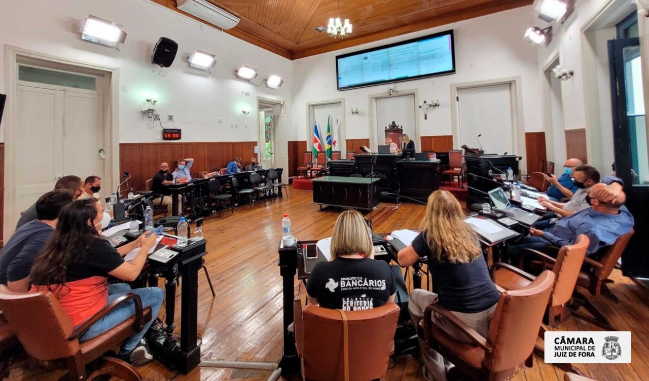 Câmara define membros das Comissões de 2022