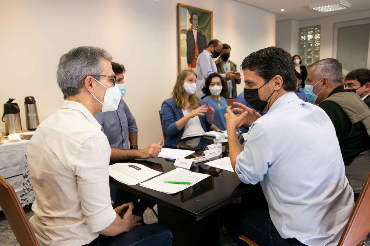 Governador e ministro do Meio Ambiente discutem repactuação do acordo do Rio Doce