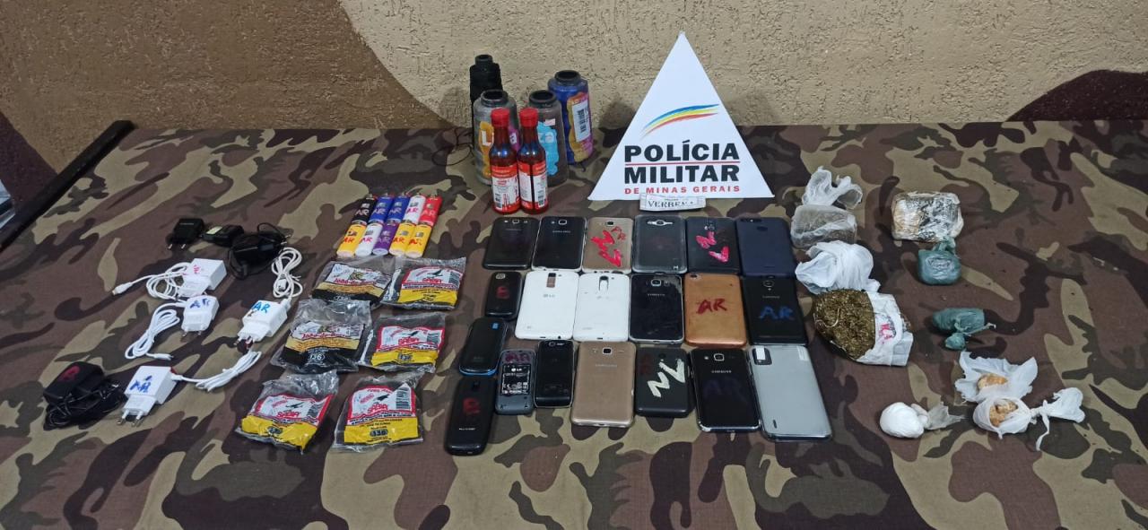 Homem é preso antes de arremessar objetos para a Penitenciária Ariosvaldo Campos Pires