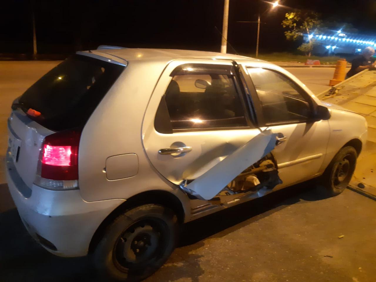 Homem sem CNH é preso depois de fugir de blitz em Muriaé