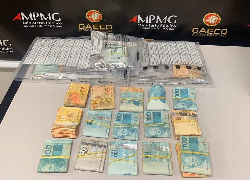 Materiais apreendidos durante a Opera&ccedil;&atilde;o "Duplo Impacto" na Zona da Mata &mdash; Foto: Gaeco/Divulga&ccedil;&atilde;o