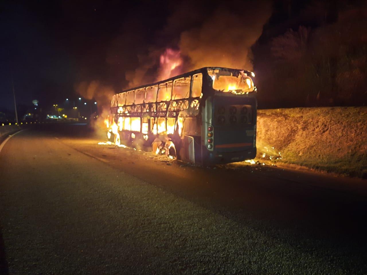 Incêndio em ônibus da Logotur