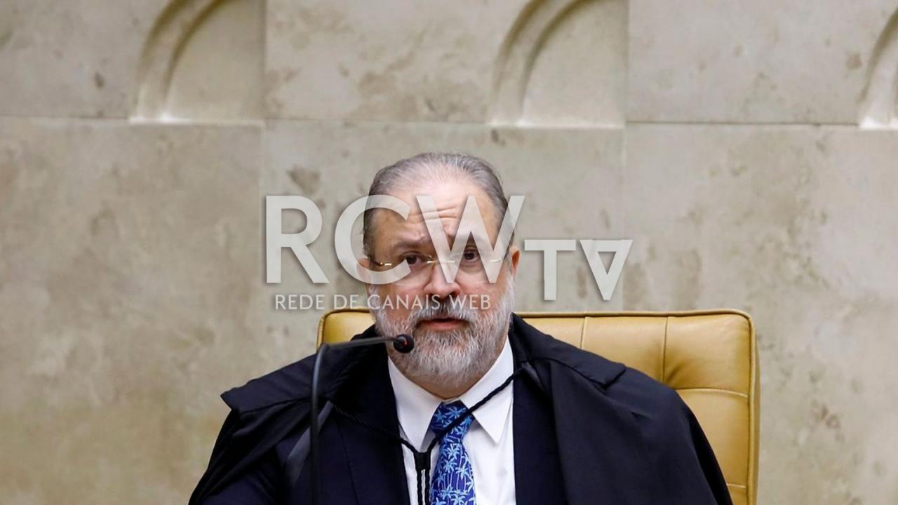 Augusto Aras não encaminha denúncias da CPI da Covid