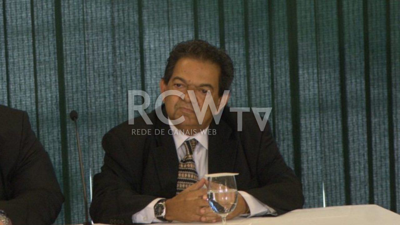 Ex-deputado federal Tilden Santiago morre vítima da COVID-19, aos 81 anos