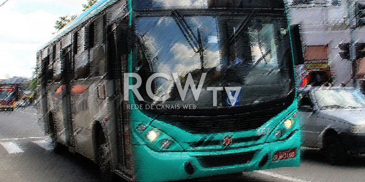 Ônibus circulam com horário especial no Carnaval