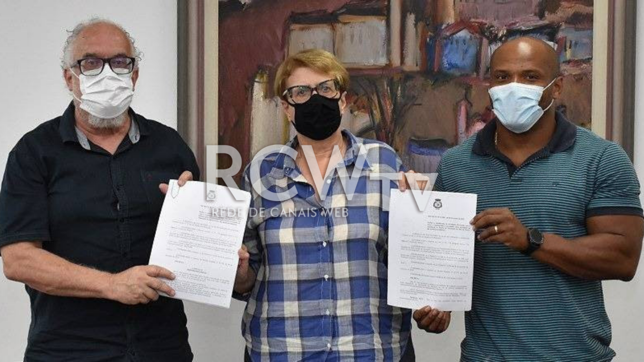 Prefeita assina decretos para melhoria do ambiente de negócios em Juiz de Fora
