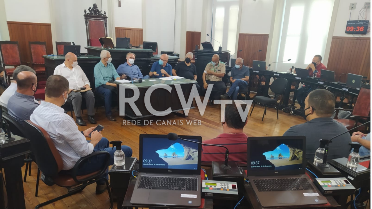 Reunião a respeito da situação do transporte público do município aconteceu hoje, 15