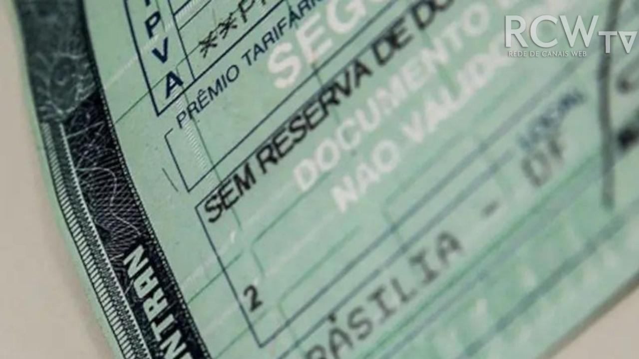 Detrans devem voltar a imprimir CRLV em papel moeda