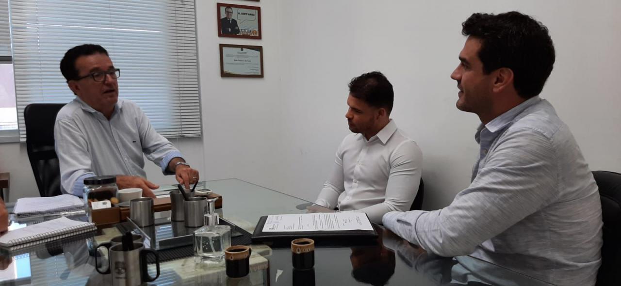 HÉLIO COSTA CONHECE NOVO PROJETO DO IFSC DE TUBARÃO