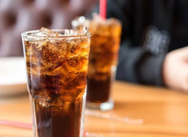 8 alimentos que provocam gases e que você não deve comer fora de casa
