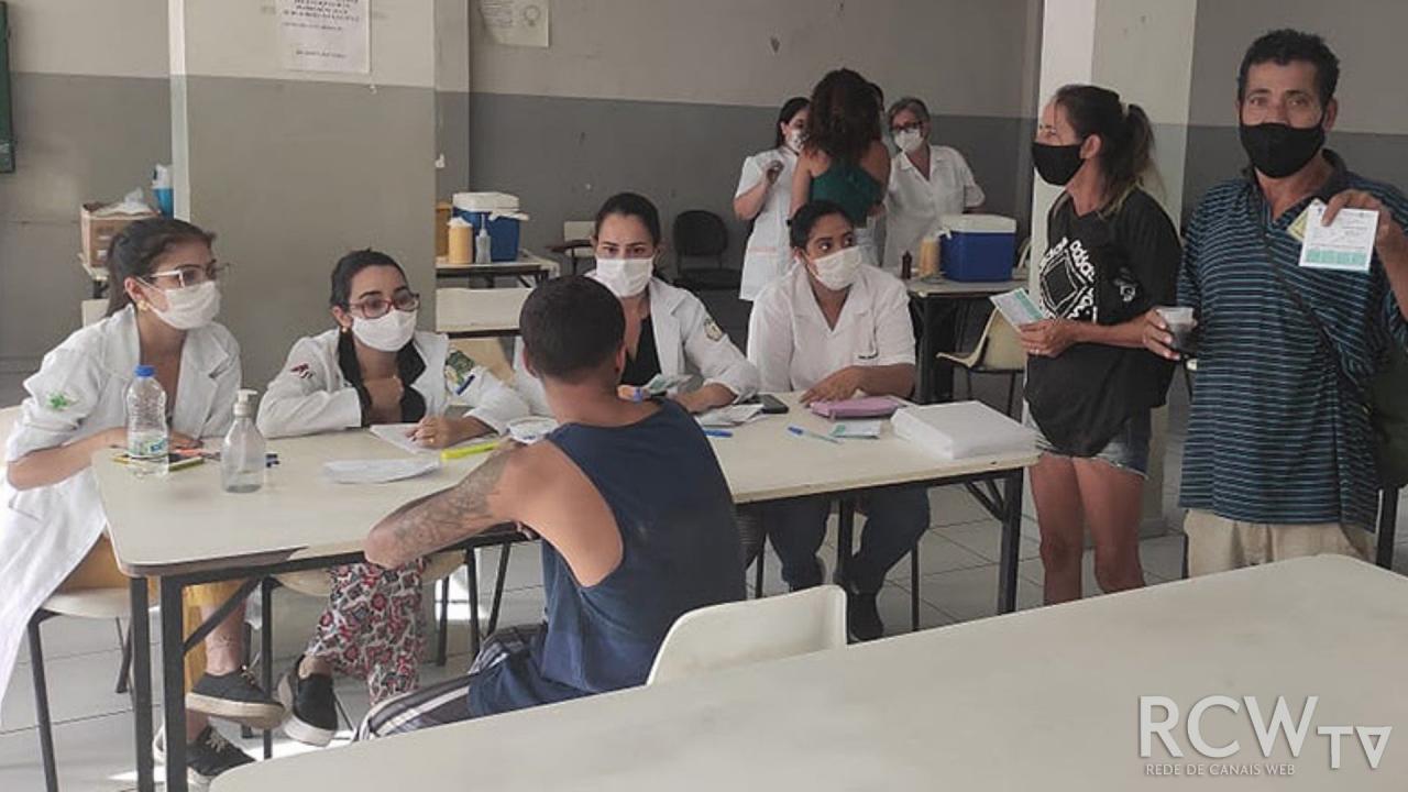 Atualização vacinal contempla catadores de recicláveis e servidores do Demlurb