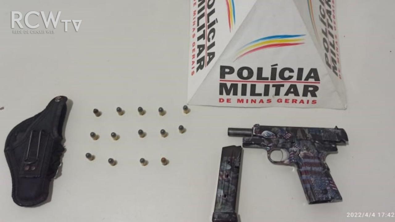 Homem é preso por porte de arma de fogo