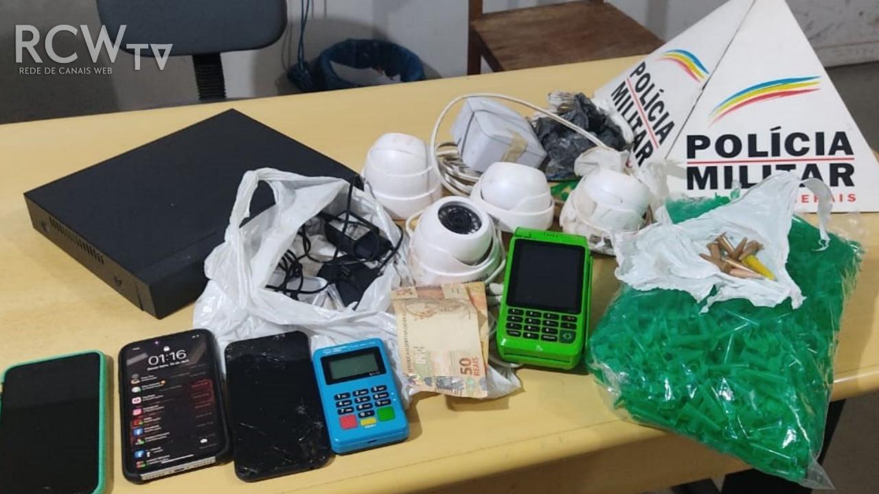 Polícia Militar prende 3 autores por tráfico de drogas em Rodeiro