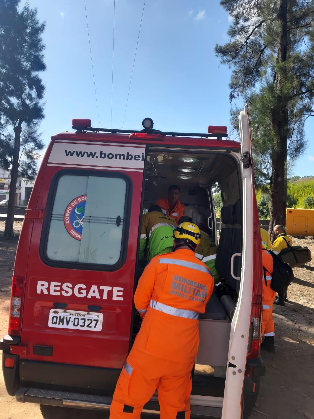 Homem é agredido depois de festa e abandonado perto de ferrovia, em Barbacena