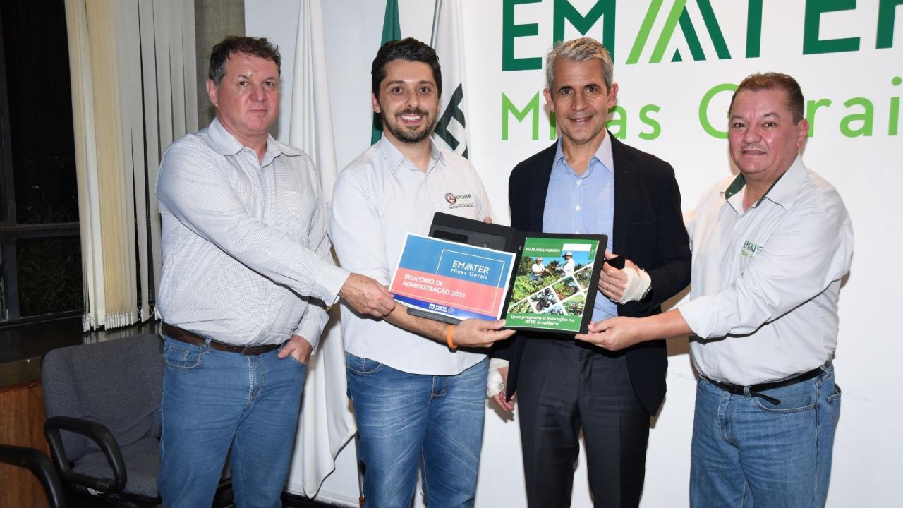 Presidente da Emater-MG apresenta propostas de fortalecimento da Ater pública para pré-candidato à Presidência da República