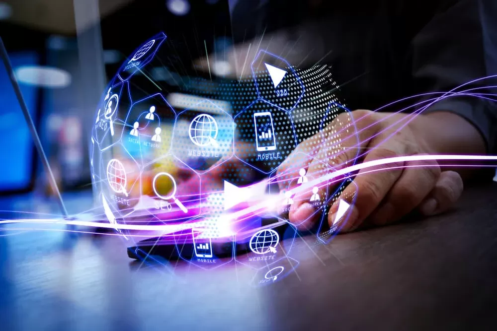 Programa que capacita pessoas para a área tech está com inscrições abertas