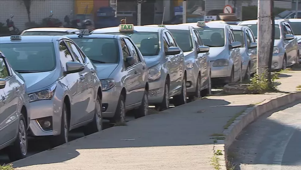 Tarifa fixa de táxi passa a ser de R$ 5 em Barbacena