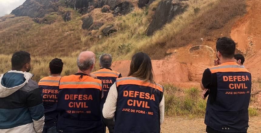 Defesa Civil realiza capacitação interna para o período das chuvas