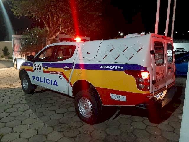 Mãe é acusada de cortar filho com faca e beber sangue do ferimento