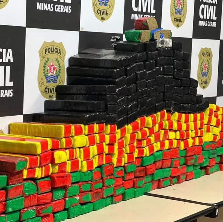 Polícia civil apreende mais de 200kg de droga em Juiz de Fora