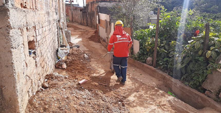 Nova rede de esgoto do bairro Santa Efigênia está em fase final de execução