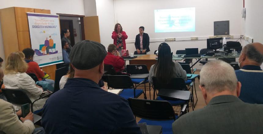 Seminário e apresentação de coral demonstram vivências das pessoas idosas