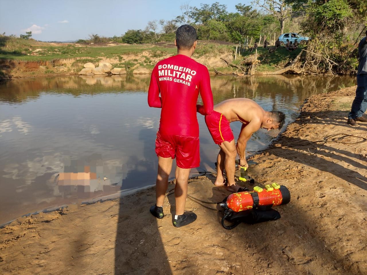 Corpo de Bombeiros de Congonhas recuperam corpo de um jovem vítima de afogamento