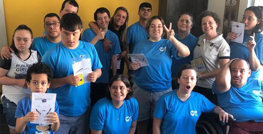 PJF realiza bate-papo com assistidos do Centro Especial de Convivência sobre educação para o trânsito