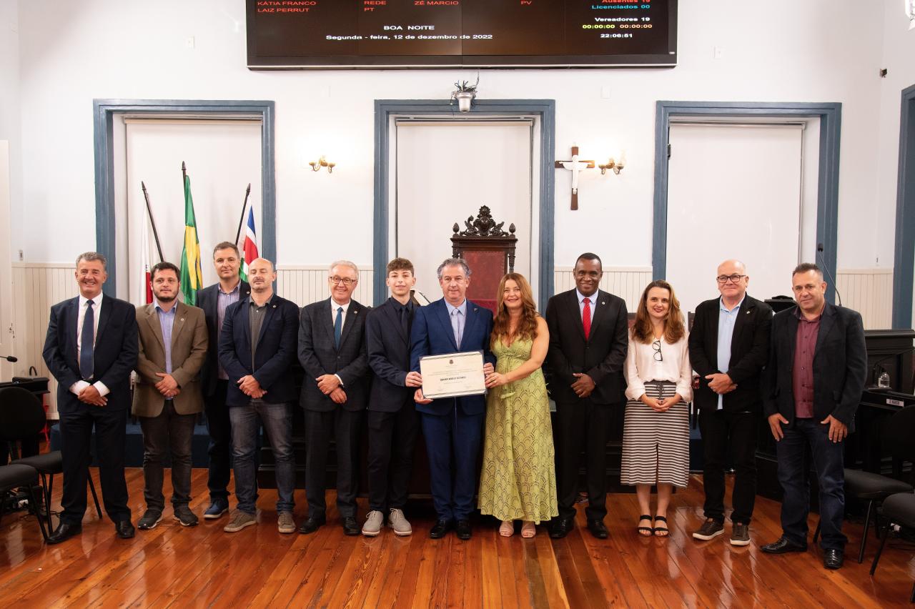 Diretor da Suprema recebe Título de Cidadão Honorário de Juiz de Fora